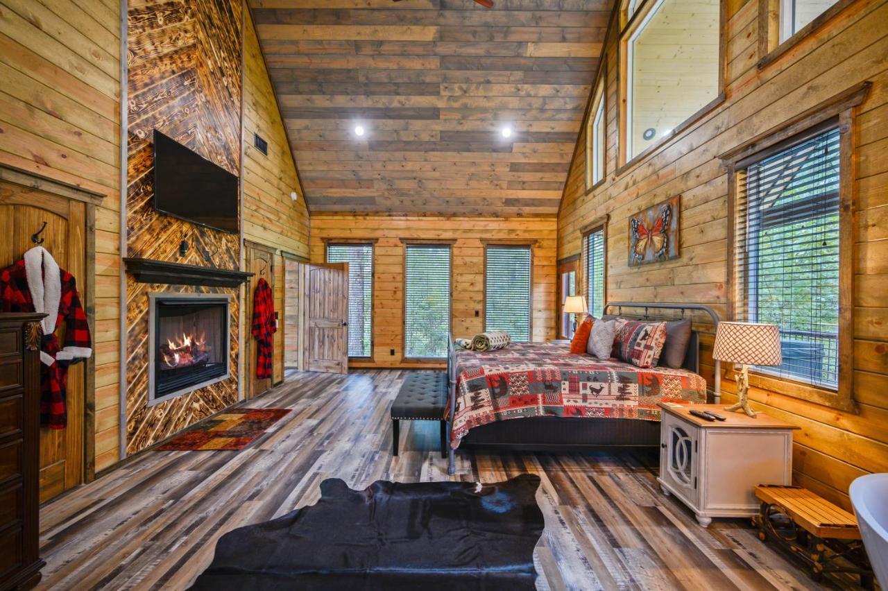 The Adirondack Honeymoon Hot Tub Soaking Tub Wood Burning Fireplace Stephens Gap Экстерьер фото