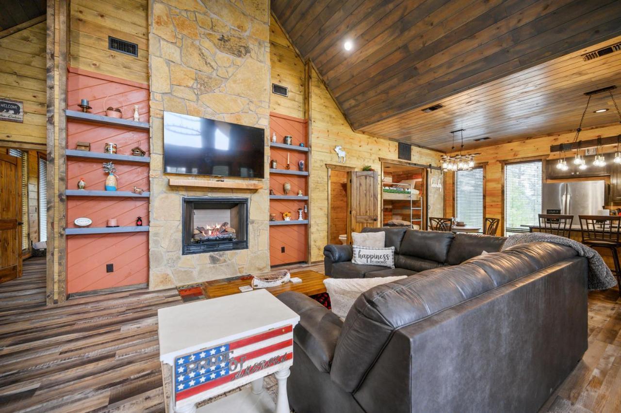 The Adirondack Honeymoon Hot Tub Soaking Tub Wood Burning Fireplace Stephens Gap Экстерьер фото